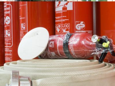 bild 30 - Brandschutzprüfung von Brandschutzeinrichtungen - Für Brandschutzbeauftragte: Feuerlöscher sicher prüfen