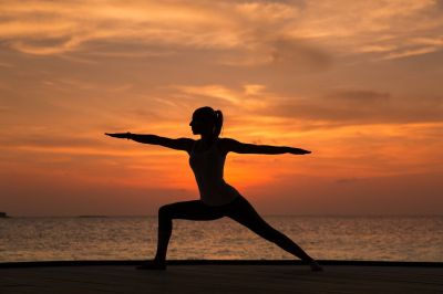 bild 41 - Entspannungs-Marathon zum Weltyogatag:  im Kandima Maldives gibt es am 21. Juni gratis Yoga-Non-Stop