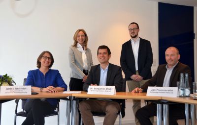 vertragsunterzeichnung hu 1 - Neue Konzessionsverträge: Henstedt-Ulzburg und HanseWerk-Tochter SH Netz verlängern ihre Zusammenarbeit